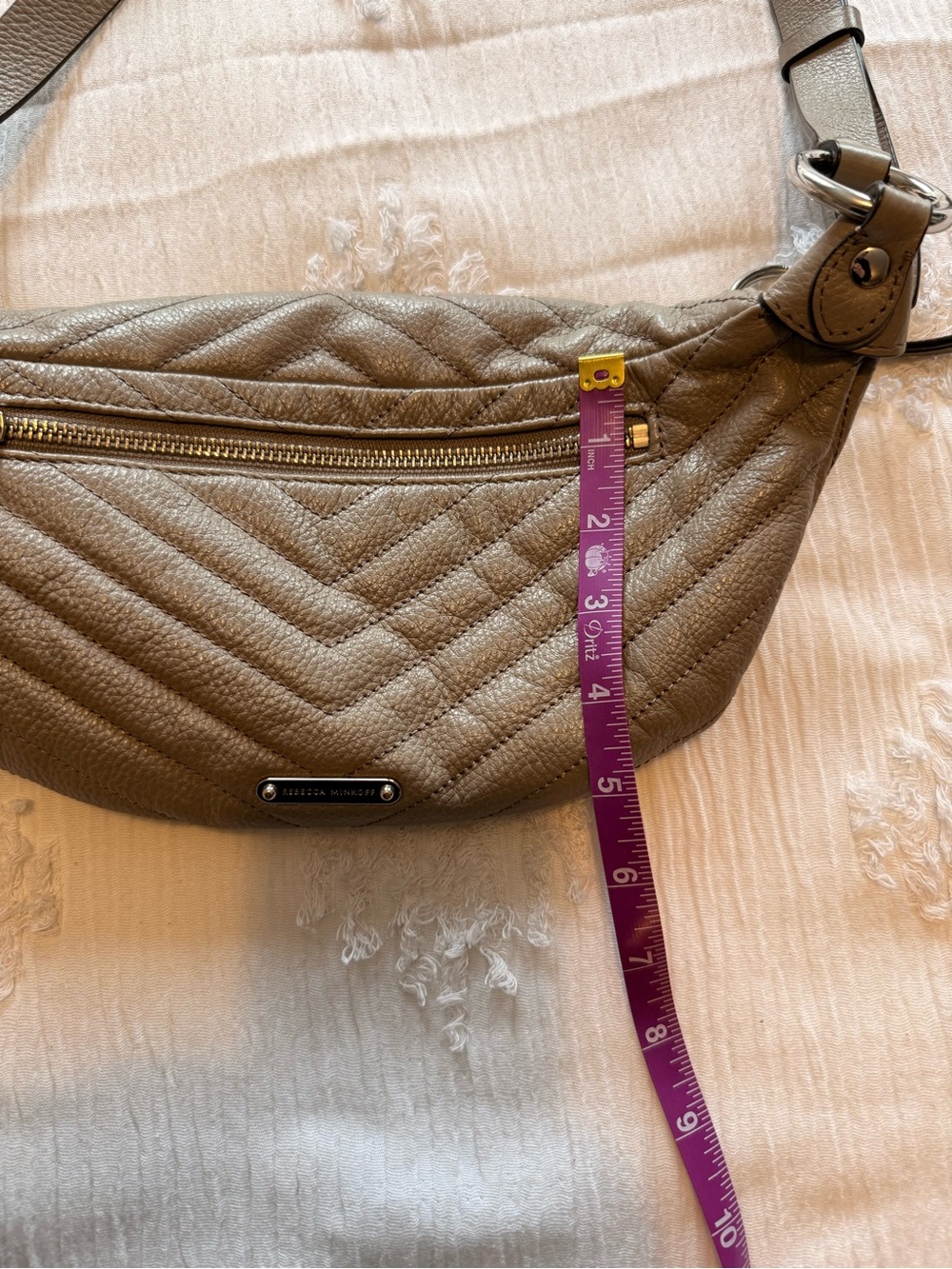 Quilted Belt Bag - Picture 7 of 7